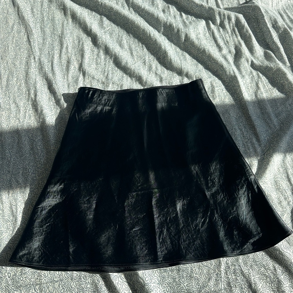 Aritzia Babaton Mini Skirt